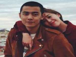 她活出了所有女孩子所羡慕的爱情。? 我很难说清楚我对他的