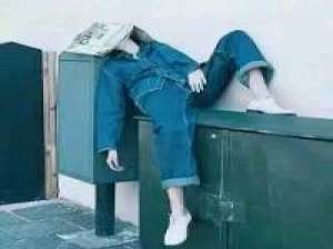 很久以前我喜欢过这片天空 那时你还是我的... 我想要陪你走到最后，