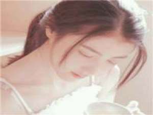 你应该被疼爱，理所当然，天经地义 爱一个人就要真心，别