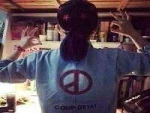 嗨喽，看我，你在害怕什么(⊙o⊙) 他们本来打算要爱一辈