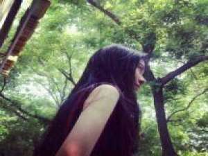 阿七 望着是万马千军都直冲