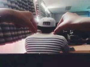 易 快乐的时候，你听的是