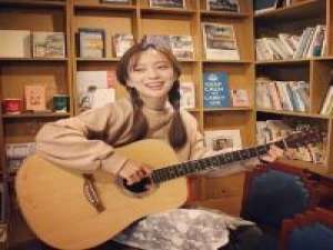 连晚风都如期而至你又