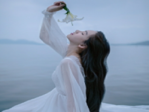 时光教会我最真实的东西 一个用心的人，注定表