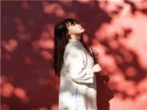 哪里去找热望热似火不褪落 自己的命要自己过，冷