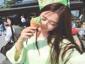 顾瞳 一个人的时候并没有觉