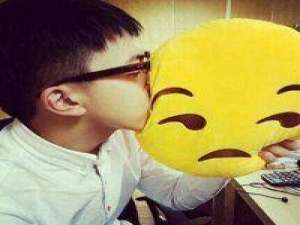 小新人报道 谁会理解我的无奈丶也