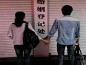 泪人  [2] 梦波被荡成排山倒海时