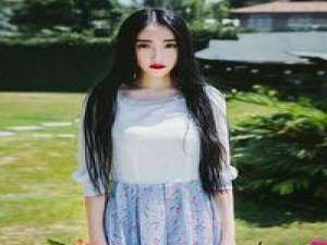 :跟回忆敬杯酒然后再爱也不回头 如果我的爱伤害到了谁