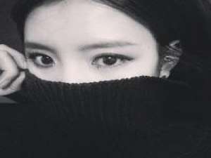 Girl face 她早已没有了家 所有