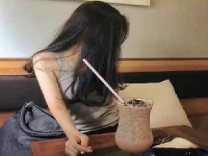 玫瑰花是偷的但爱你是真的 “竟然选择了奋不顾身