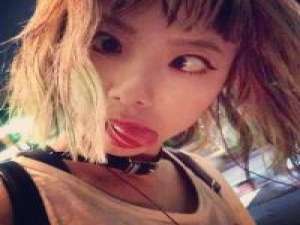 眉目传情. 世上除了生死，其他都