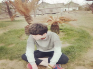 用心去留住人。 雨是风的痕迹，风是雨