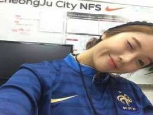 一辈子深爱与搞怪 或许每个人的心里总会