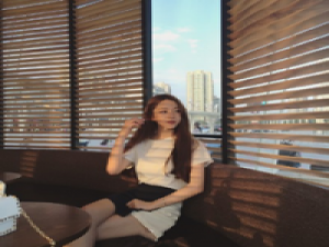 性格无趣，人缘紧张。