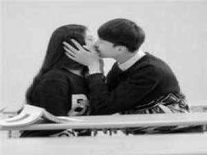 给花的 99 好听的话别记太久。