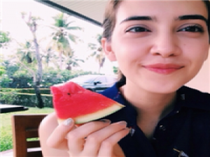 清 你还在期待什么，物是