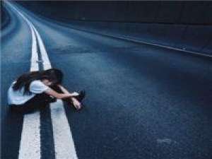 长白一梦又十年 如果刀刃怕伤了自己而