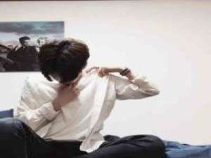 Lin. 放弃那个总会让你难过