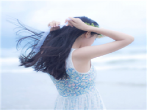 不入格 我在等你，等你告白。