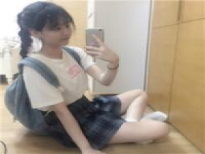 自己喜欢就好 两个心房，一个住着最