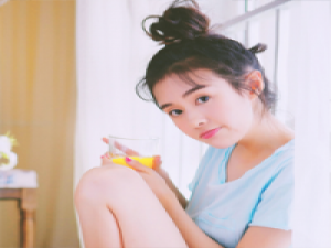 撩裙妹妹 有时候，我们做错事，