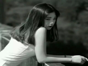 nike少女 友谊，多么善良的两个