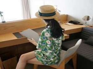 九月如言 所谓放假，就是在家挨