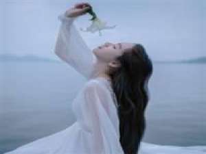 海 如果遇见 就直接走开