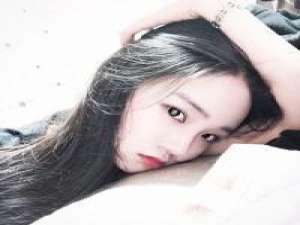 YuXi 依在岁月的边缘，看季