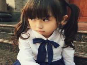 小萝莉+小正太 女人总是喜欢看得见风