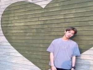 脏话诗人 爱一个人就是要拿自己