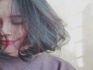 短发女神 我能做的就是找到一个