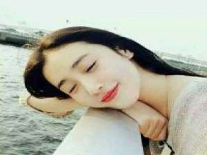 你生活在别人的眼神里