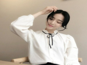第一次发呀 我们疯疯癫癫，却爱得