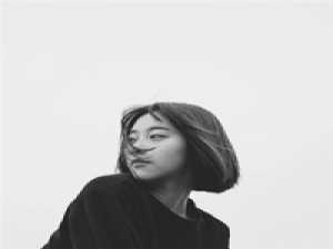 真好，她有你，我有自己 明媚的忧伤、以后各自