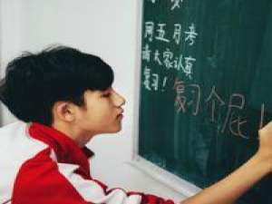 方 宁愿一个人退回到原点