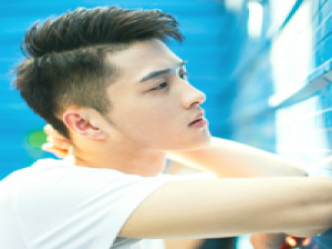 迷 与晨，我说，我爱你丶