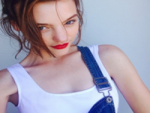 我太友善， 回忆很多 你的影子都