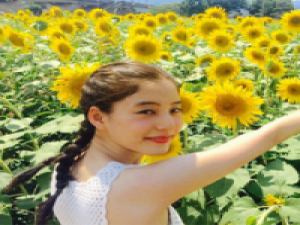 赤司征十郎 我躲在角落里经过，然