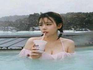 有多久没见。 我承认现在还是会在意