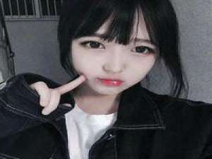 李木子 伤感个性签名：陪你看