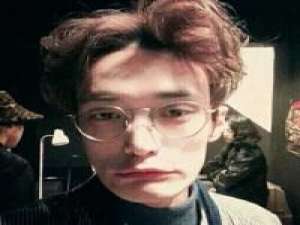 囚鸟喜风 少了联系就变淡得感情