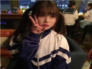 胡桃阿宝 无人站你前面为你挡枪