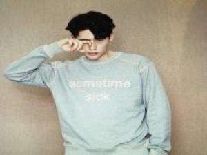 任性 浪子已经习惯了灯红酒