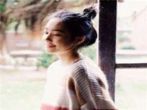 栀初：你好，2016 你听见我笑的声音却没