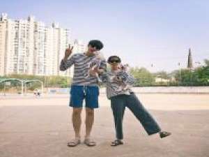 孤独无形。 放宽心别皱眉至少你还