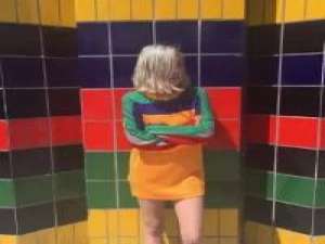 战磕热衷者 张面具，把本人彻底的