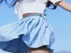 百褶裙 好好地活不要喝酒不要