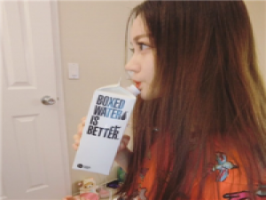 本宝宝路过 你凭什么和我做朋友我